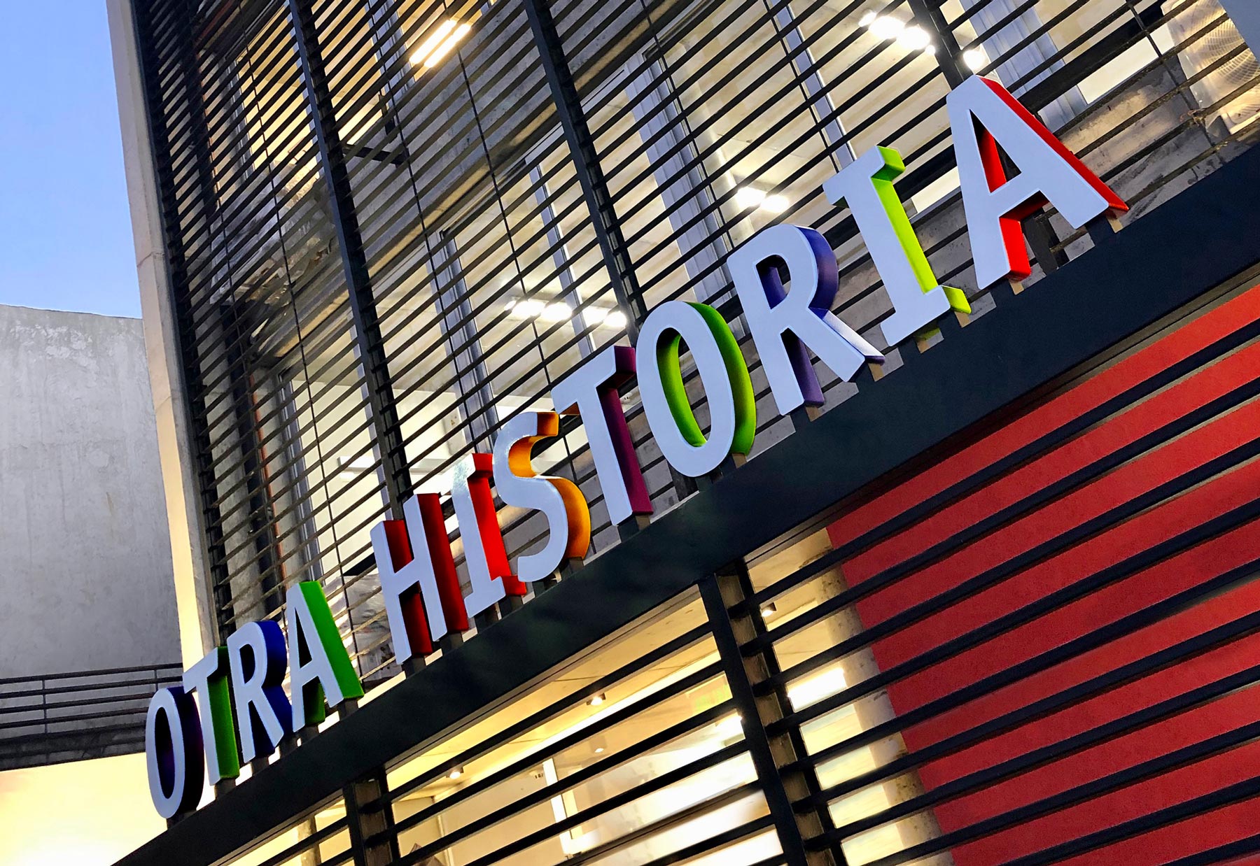 Otra Historia