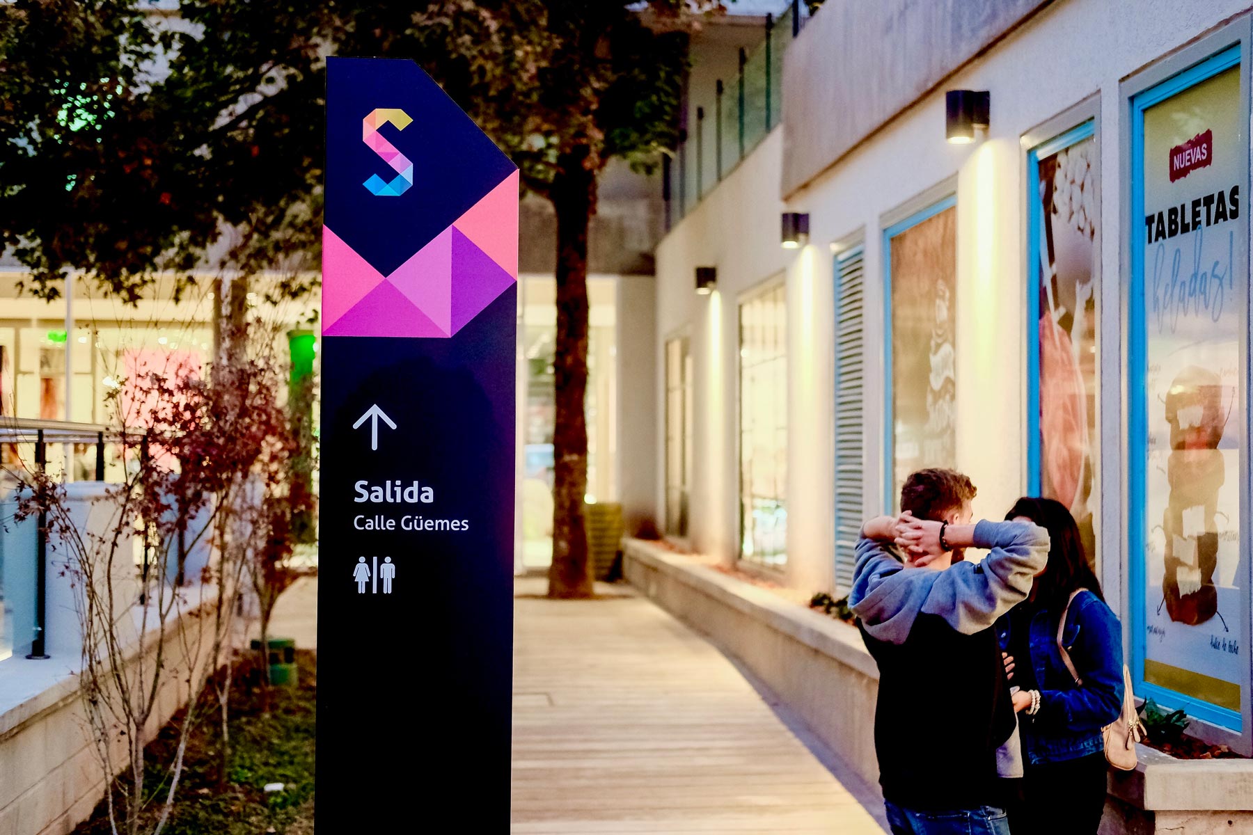 Nuevo Solar del Cerro Shopping